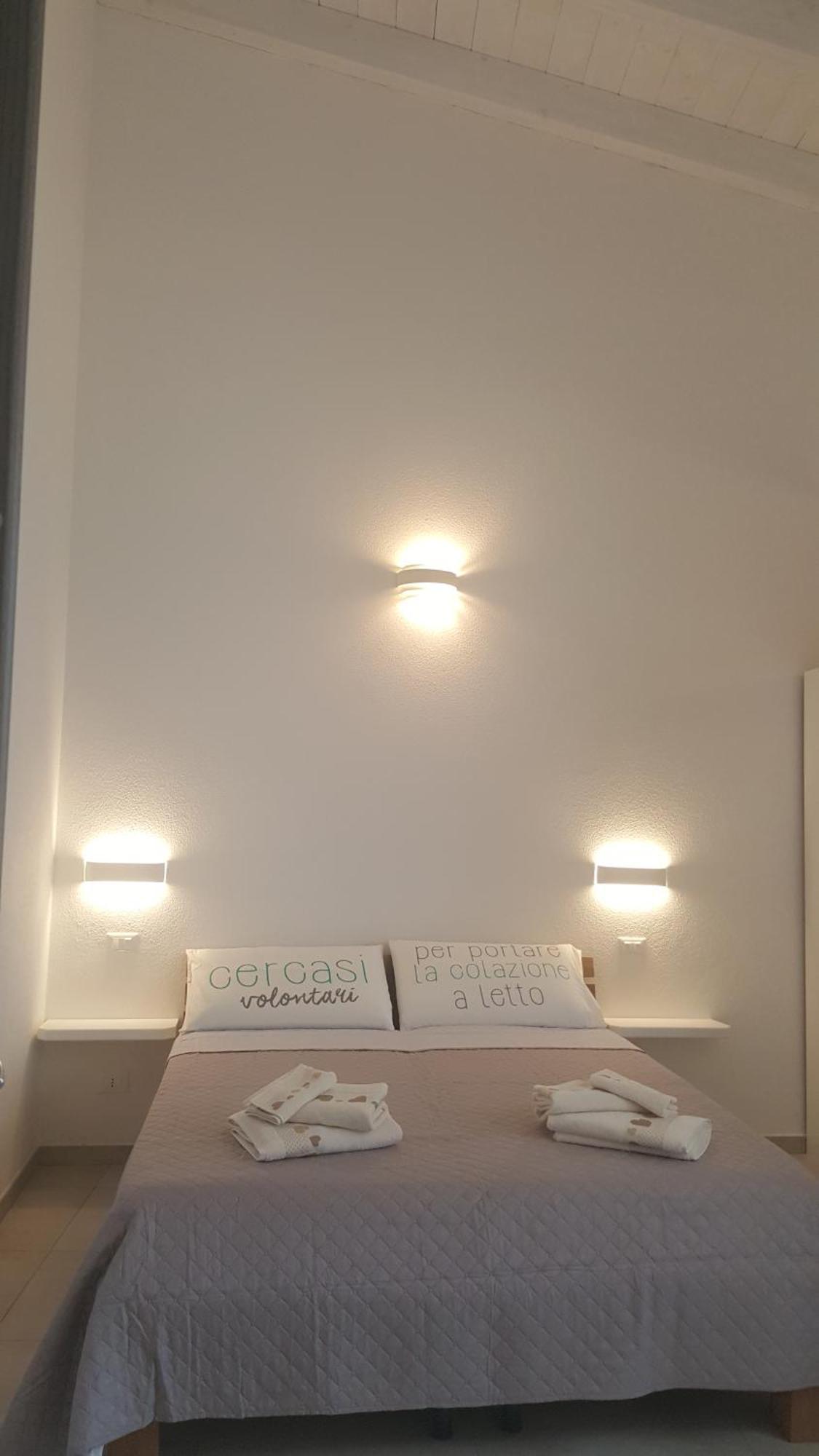カブラス B. Sinis Bed & Breakfast エクステリア 写真