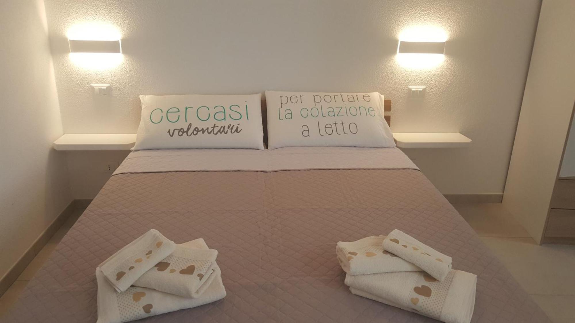カブラス B. Sinis Bed & Breakfast エクステリア 写真