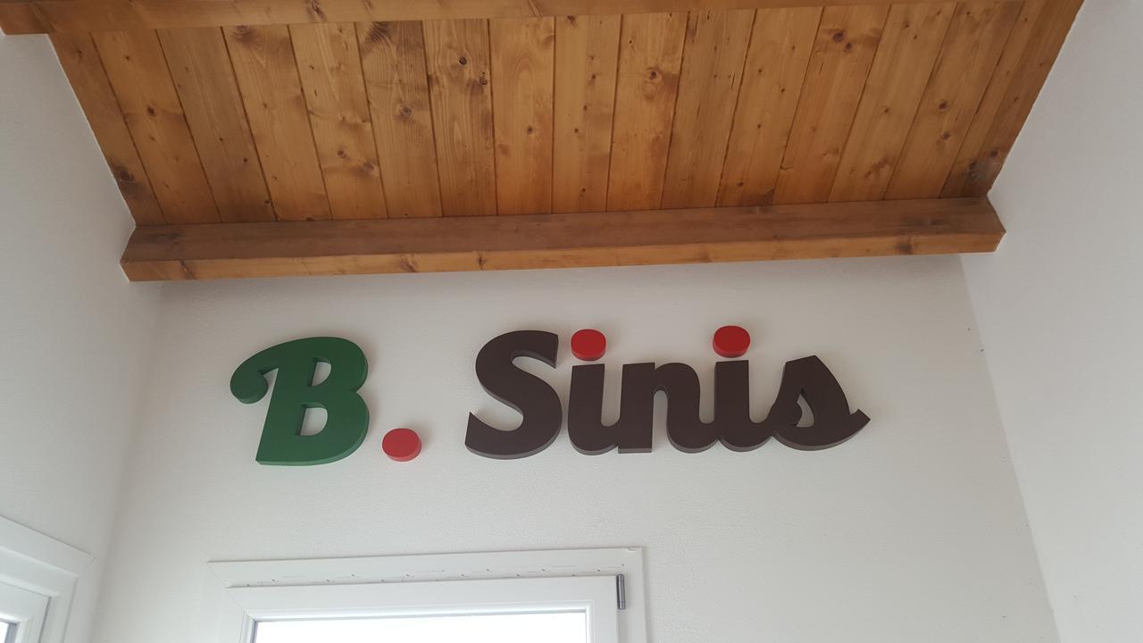 カブラス B. Sinis Bed & Breakfast エクステリア 写真
