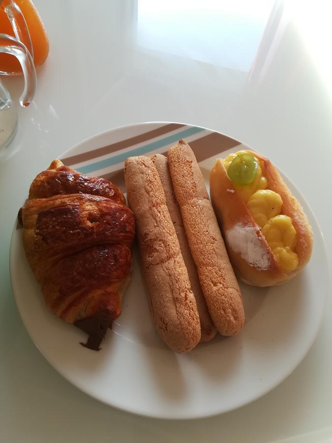カブラス B. Sinis Bed & Breakfast エクステリア 写真